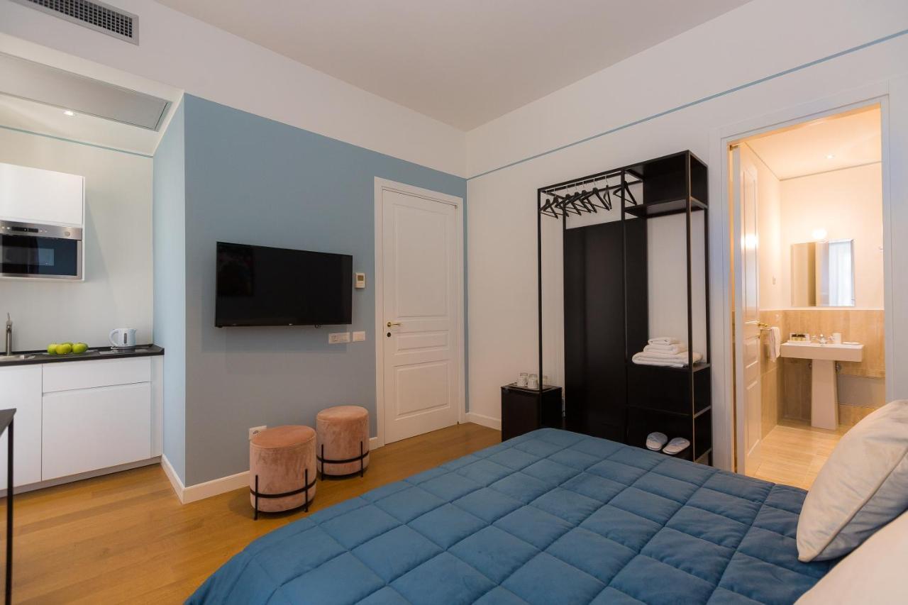 Superior Double Room,997468074:JPEG